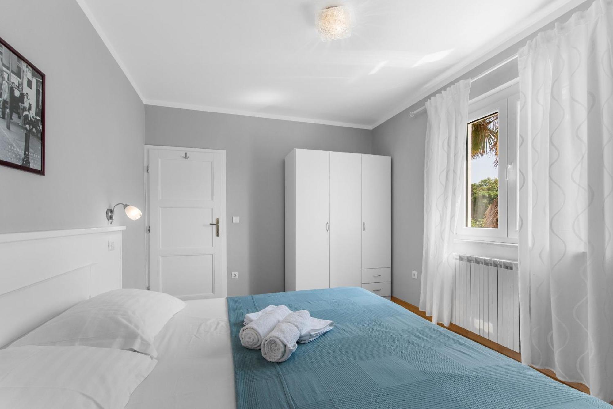 Villa Hope Apartments Porec Exterior photo
